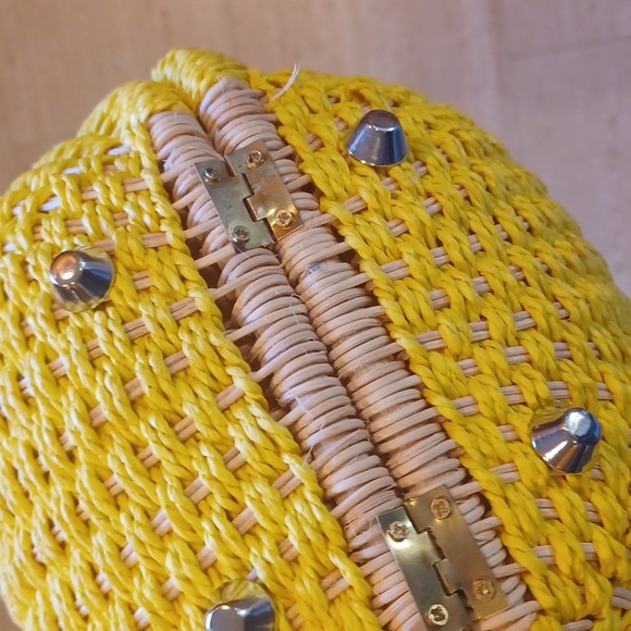 Bay Sky Unique Golden Yellow Paper/Rattan Basket Weave Handbag - Picture 2 of 10